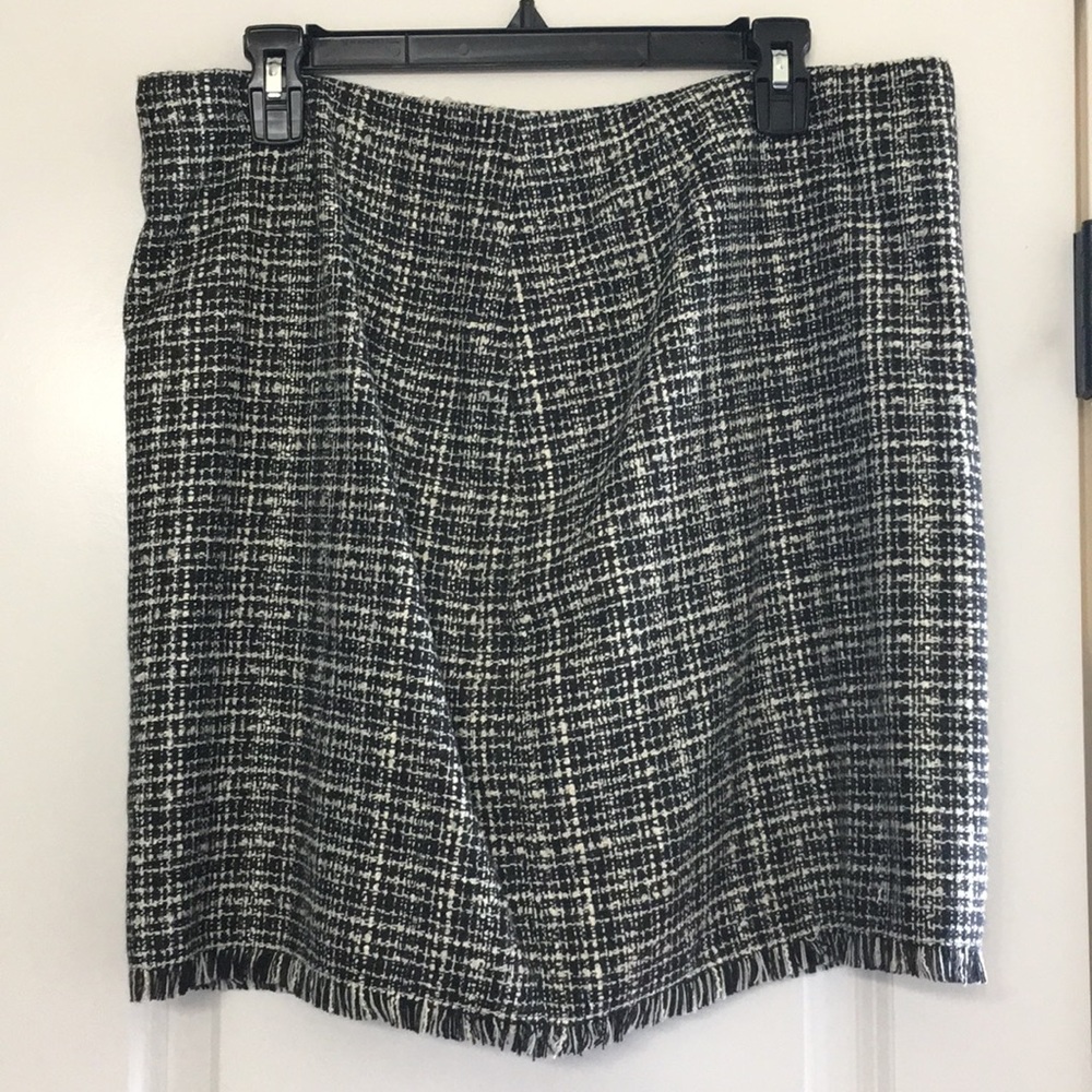 New York & Company tweed miniskirt